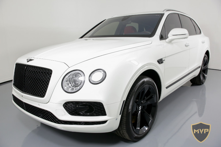 2024 BENTLEY BENTAYGA for sale Call for price at Exotic VIP Rentals in Miami FL 33142 4