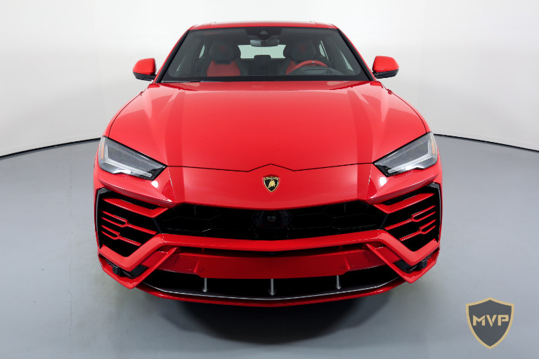 2024 LAMBORGHINI URUS S for sale Call for price at Exotic VIP Rentals in Miami FL 33142 3